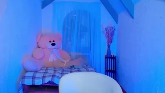 littlee_kit1y 18-september-2022 15:42 webcam chaturbate