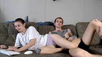 bee_sting 18-september-2022 13:22 ticket show cam sex