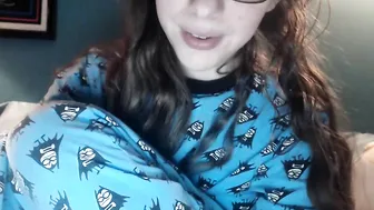 amyrae  mfc hooker with new sex toy