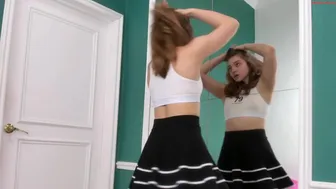 ericamoore__ 05-April-2023 from chaturbate