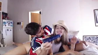 sashanmax  Dipping Her Fingers in her wholes