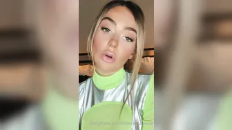 OnlyFans 2023 Olivia Maeday Alien Cosplay