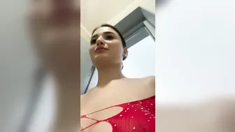 AnisiaCorner shower free chat