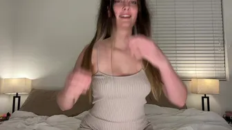 Lily Alcott onlyfans Vids_18