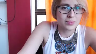 hottercute  Horny girl has orgasm