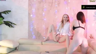 LOVELYKISS054 two girls doggy pussy HD