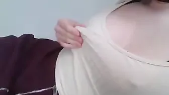 sherry98  having webcam sex at home