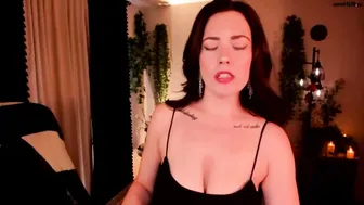 VoluptuousSophia_2024-10-21