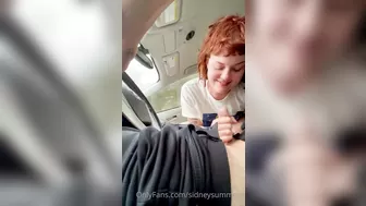Sidney Summers onlyfans Car handJon and Blowjob