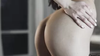 Neferpita Chaturbate 10-Dec-2024 shake her tits