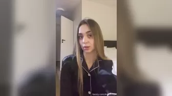 @Lana054 - fondling her pussy on webcam