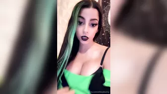ohkaybunny green dress