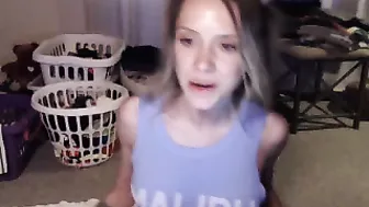 crazy_chloe  webcam pussycat fluctuating game