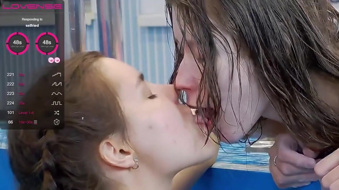 monika_youthfull & friend show 2