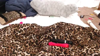 alexasquirts  naked strumpet in Maturbation Show